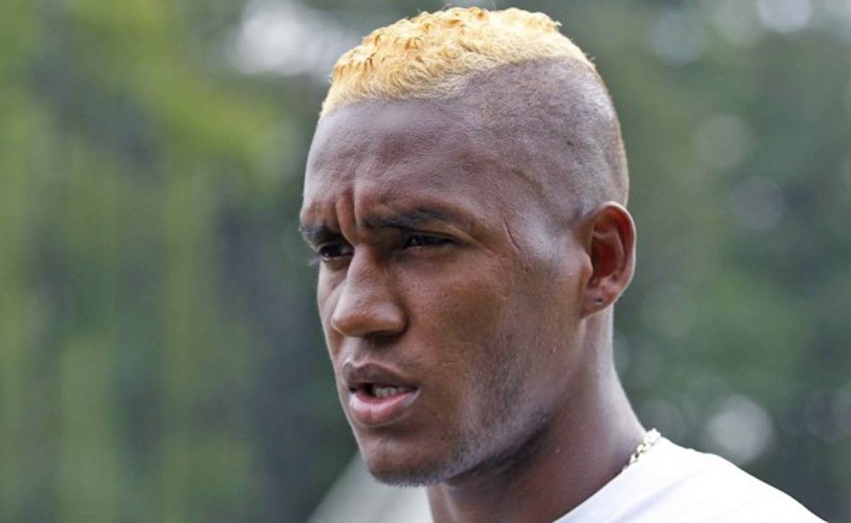 Brayan Beckeles: 'Tengo posibilidades de jugar en otro equipo'