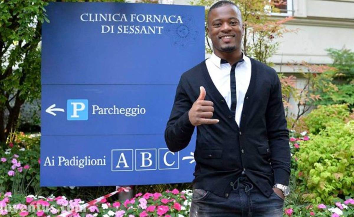 Patrice Evra es presentado como jugador de la Juventus