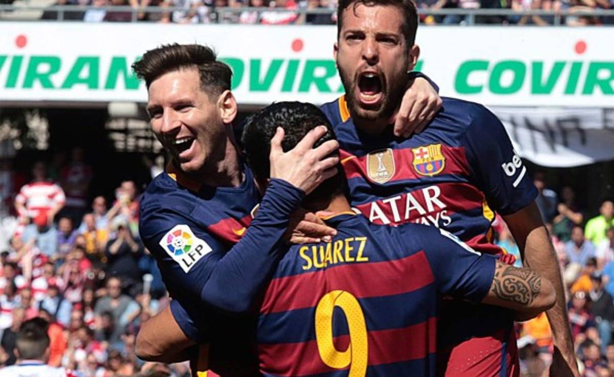 ¡Barcelona se corona bicampeón de liga con un magistral Luis Suárez!