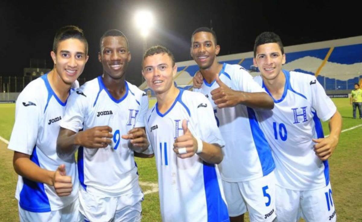 ¡Noches mágicas en el Morazán! Honduras derribó a México con el Memo Ochoa de figura y se convirtió en mundialista