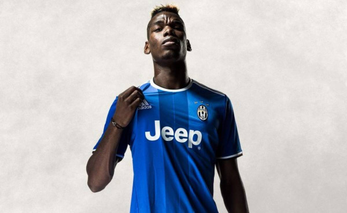 Juventus su nueva camiseta en redes con como modelo