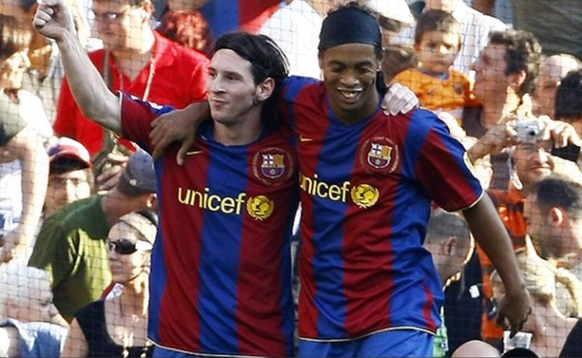 Ronaldihno felicita a Messi por un nuevo récord