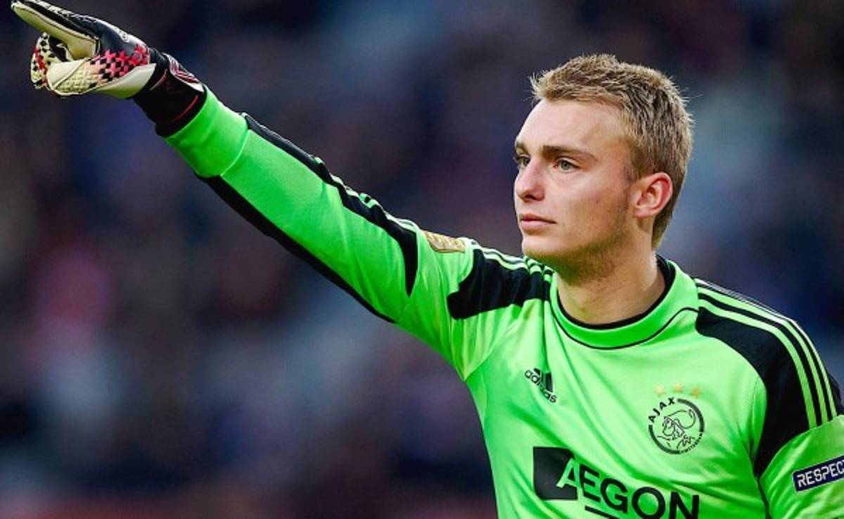 Barcelona negociaría con portero de Ajax Jasper Cillessen