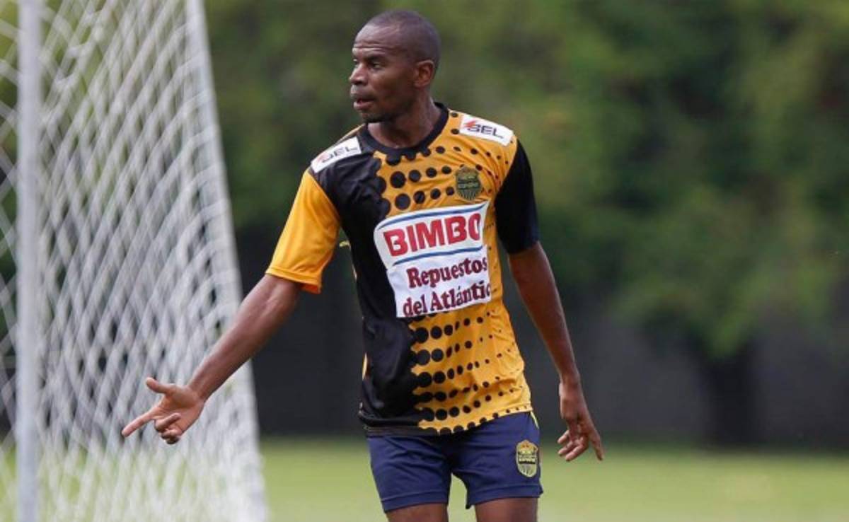 Ingenieros y hasta con maestrías: Los futbolistas de Honduras que tienen una carrera universitaria