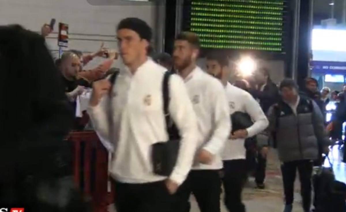 VIDEO: Real Madrid fue recibido por sus aficionados en Barcelona
