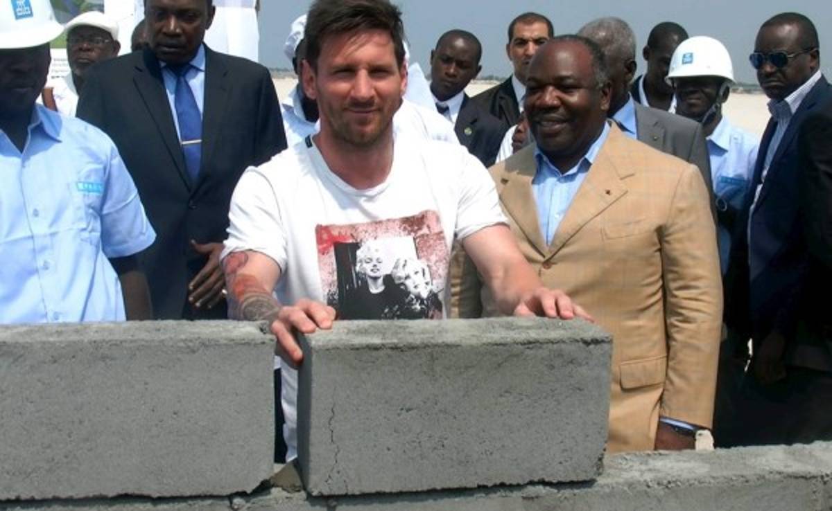 Desaparece piedra que colocó Messi en Gabón para inaugurar estadio