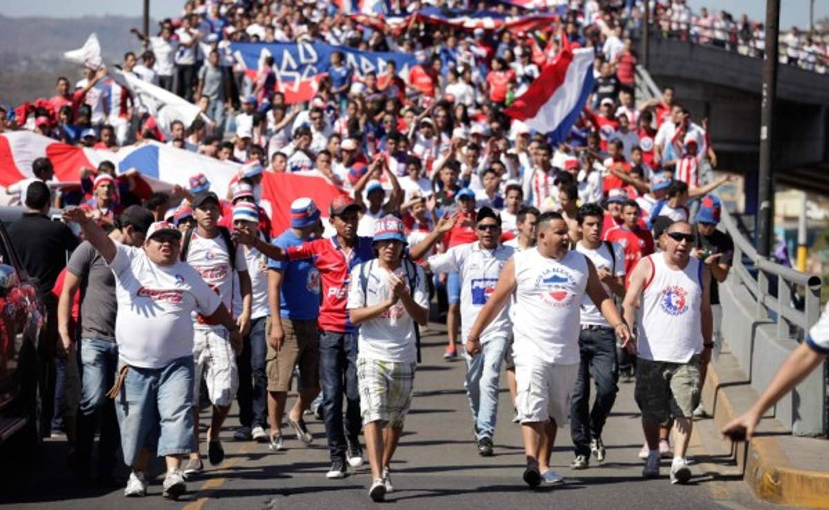 Herediano toma medidas de seguridad desde la frontera para evitar ingreso de barra de Olimpia