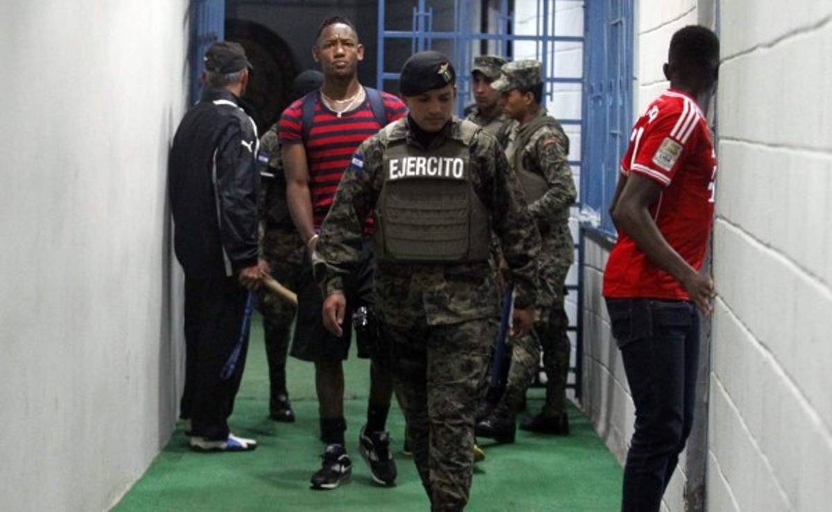 Romell Quioto: 'No temo ser sancionado, el relajo no lo armé yo'