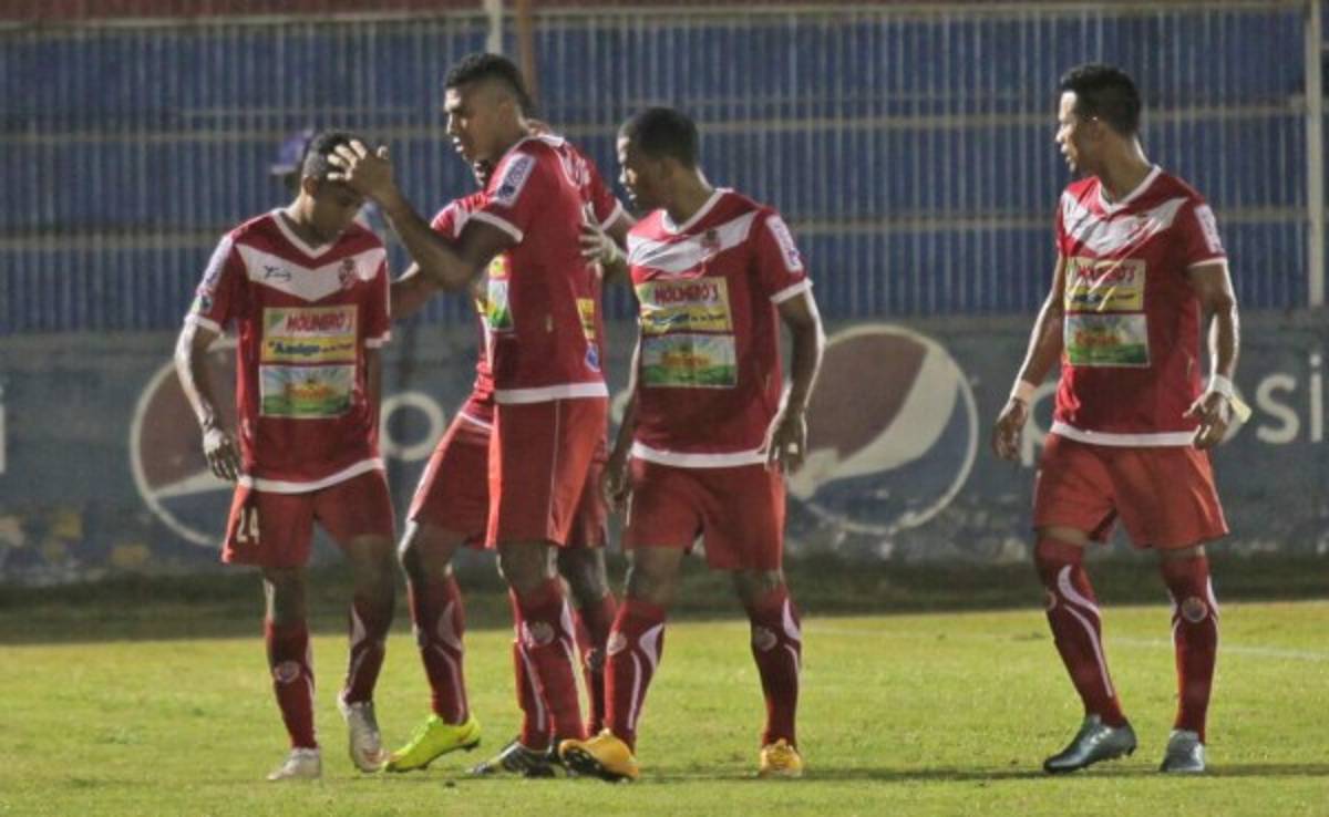 Victoria es humillado en La Ceiba por Real Sociedad y comienza a sufrir