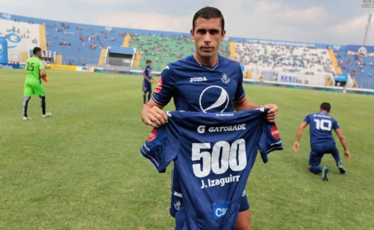 ¡INSÓLITO! Entregan camiseta con número 500 a Júnior Izaguirre, pero no juega y no llega a esa cifra