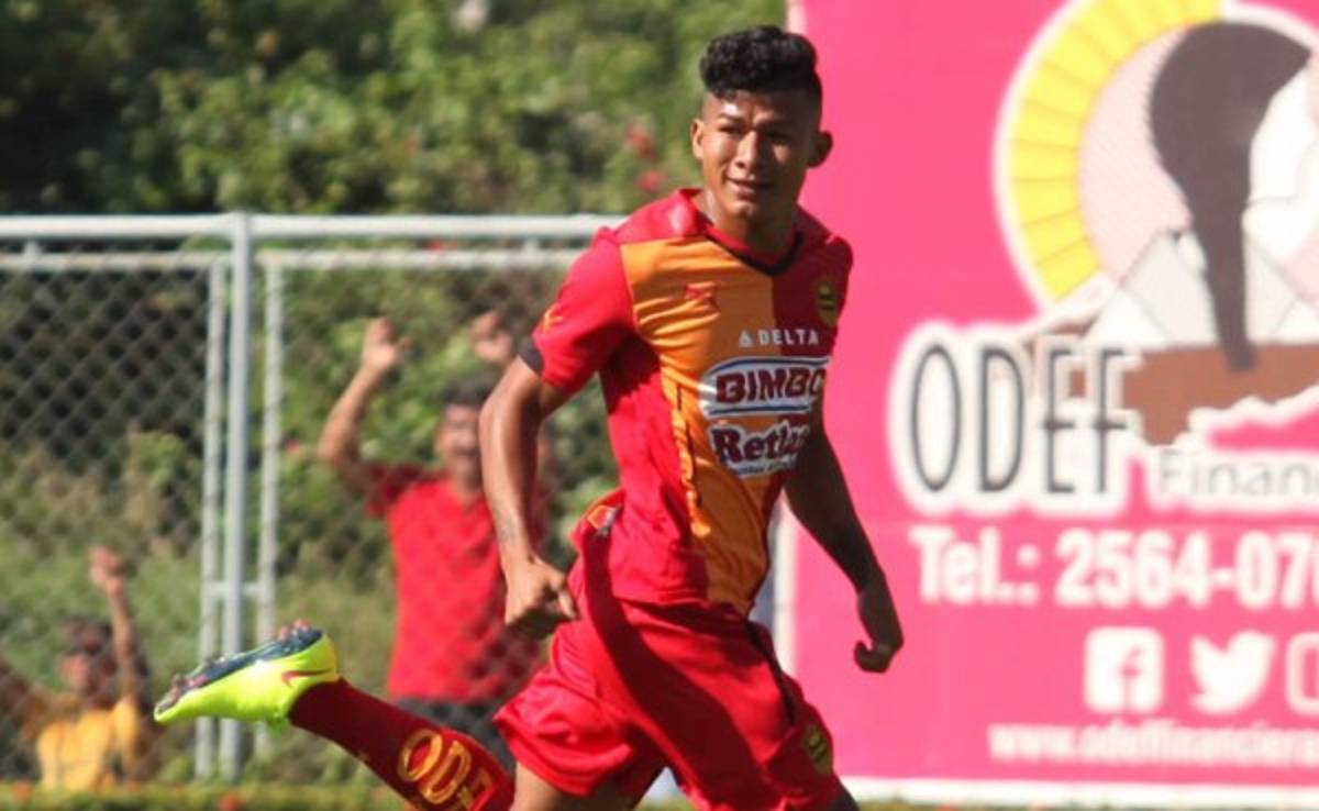 'Chino'López: 'El profe me utiliza en una posición que no conozco'