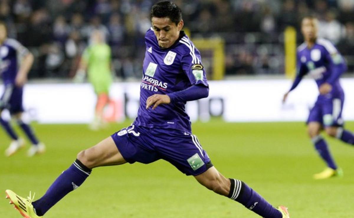 Anderlecht recibiría fuerte castigo de FIFA por no prestar a Andy Najar