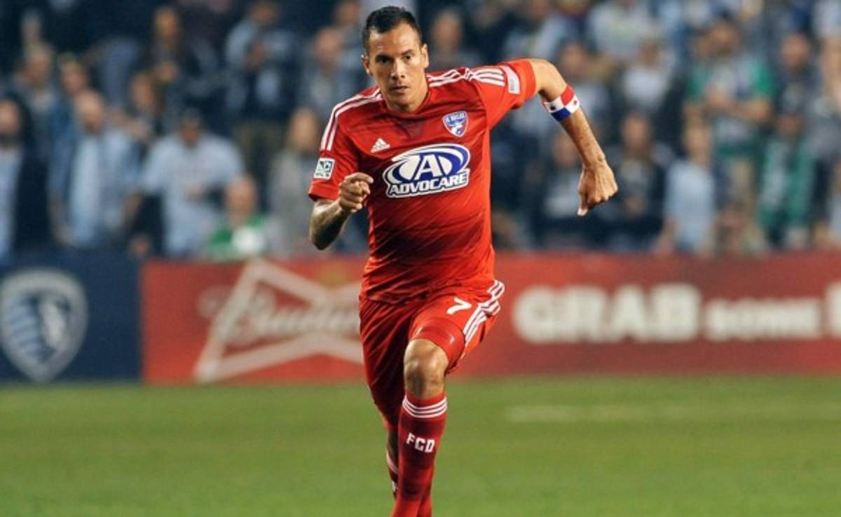 El delantero panameño Blas Pérez está cerca del Vancouver Whitecaps