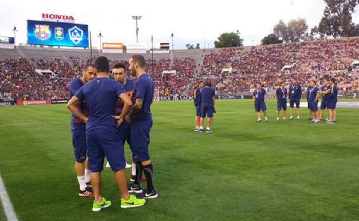 Llenazo en el Rose Bowl para ver al Barcelona ante Galaxy