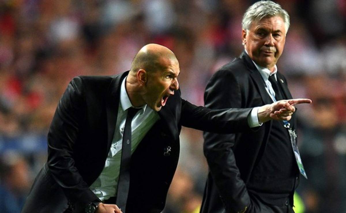 Zidane sería el sustituto de Carlo Ancelotti en Real Madrid