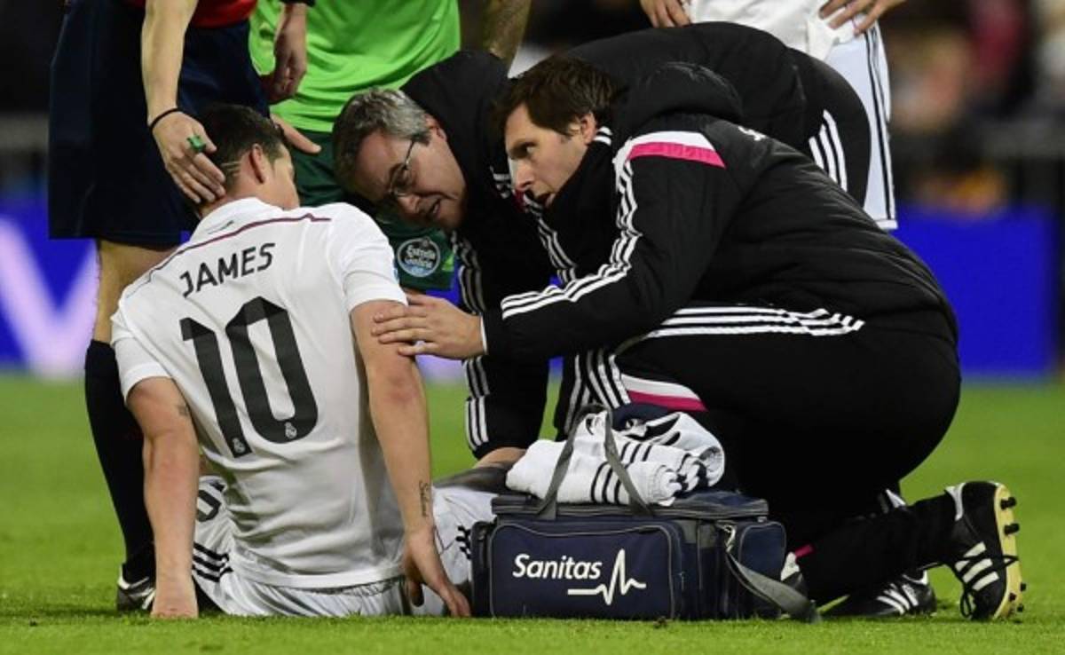 James se retiró lesionado y preocupa al Real Madrid