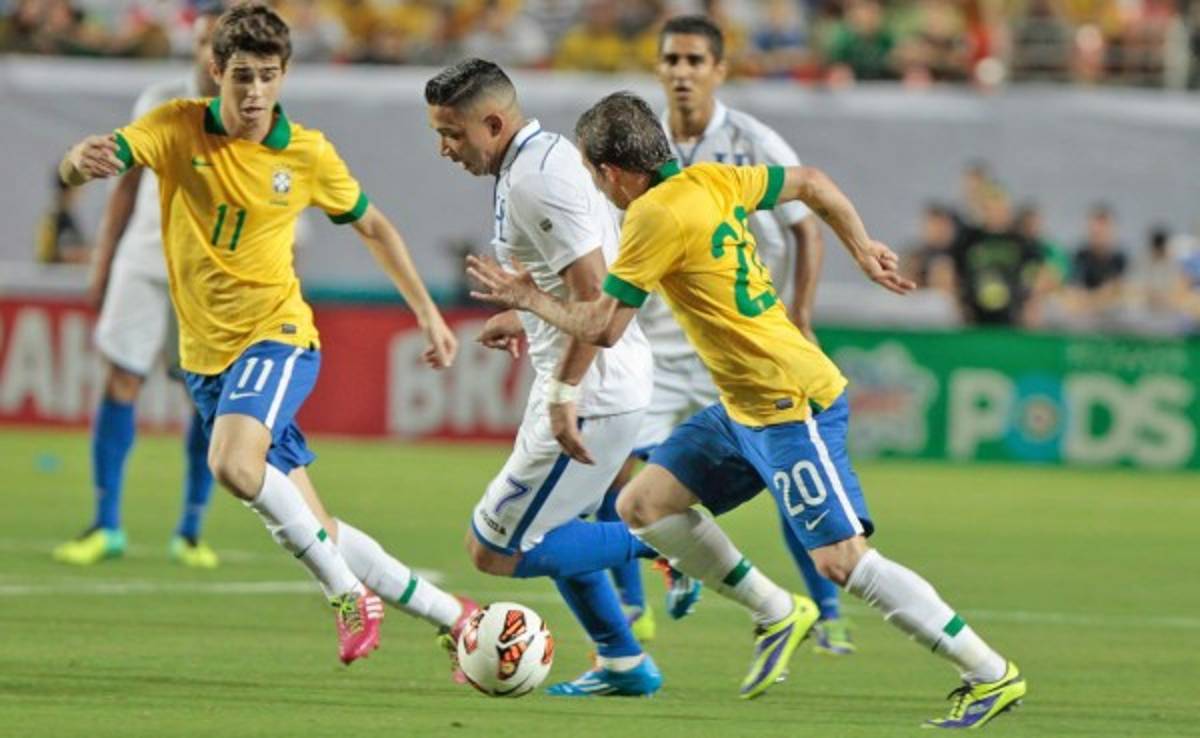 Los números que debes saber de los duelos Honduras-Brasil