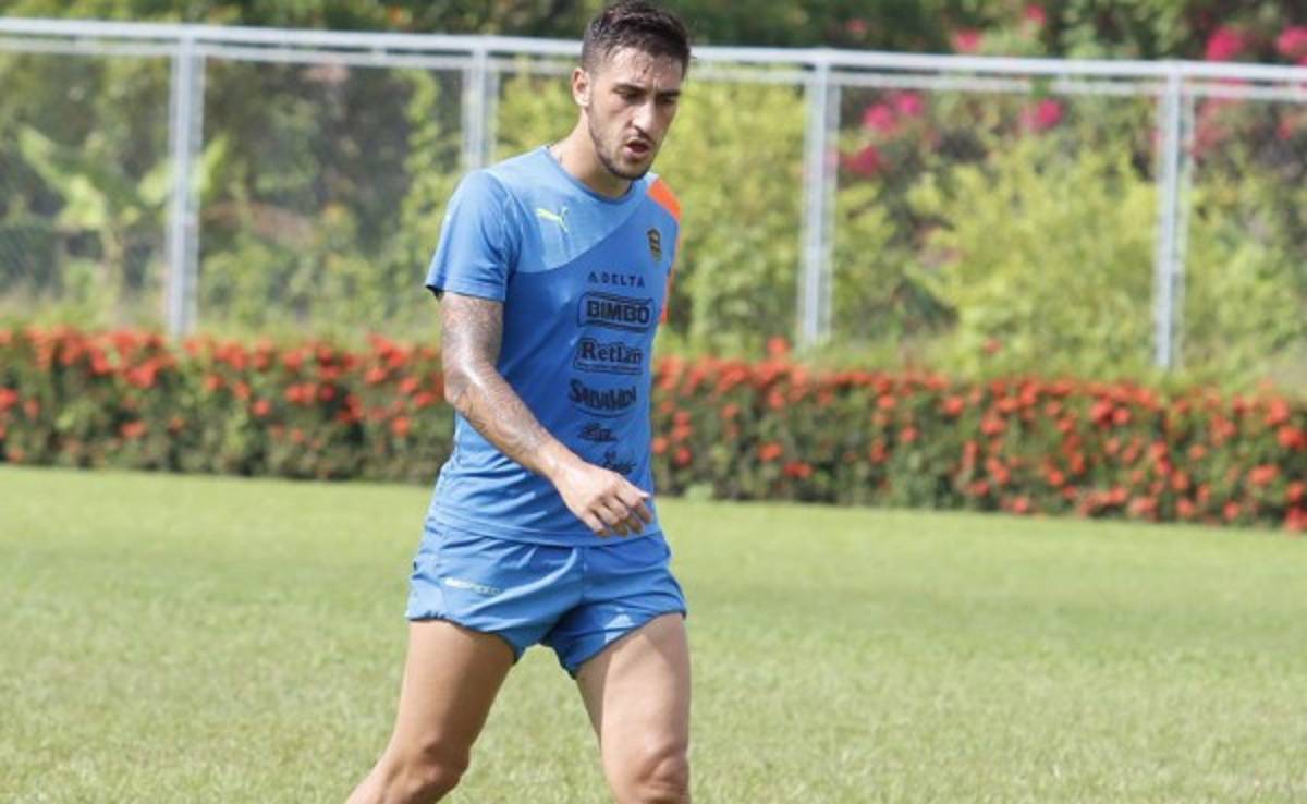 Luciano Ursino podría llegar al juego contra Olimpia