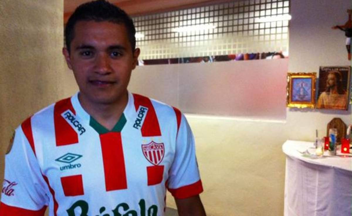 Roger Rojas no podrá debutar hoy con el Necaxa