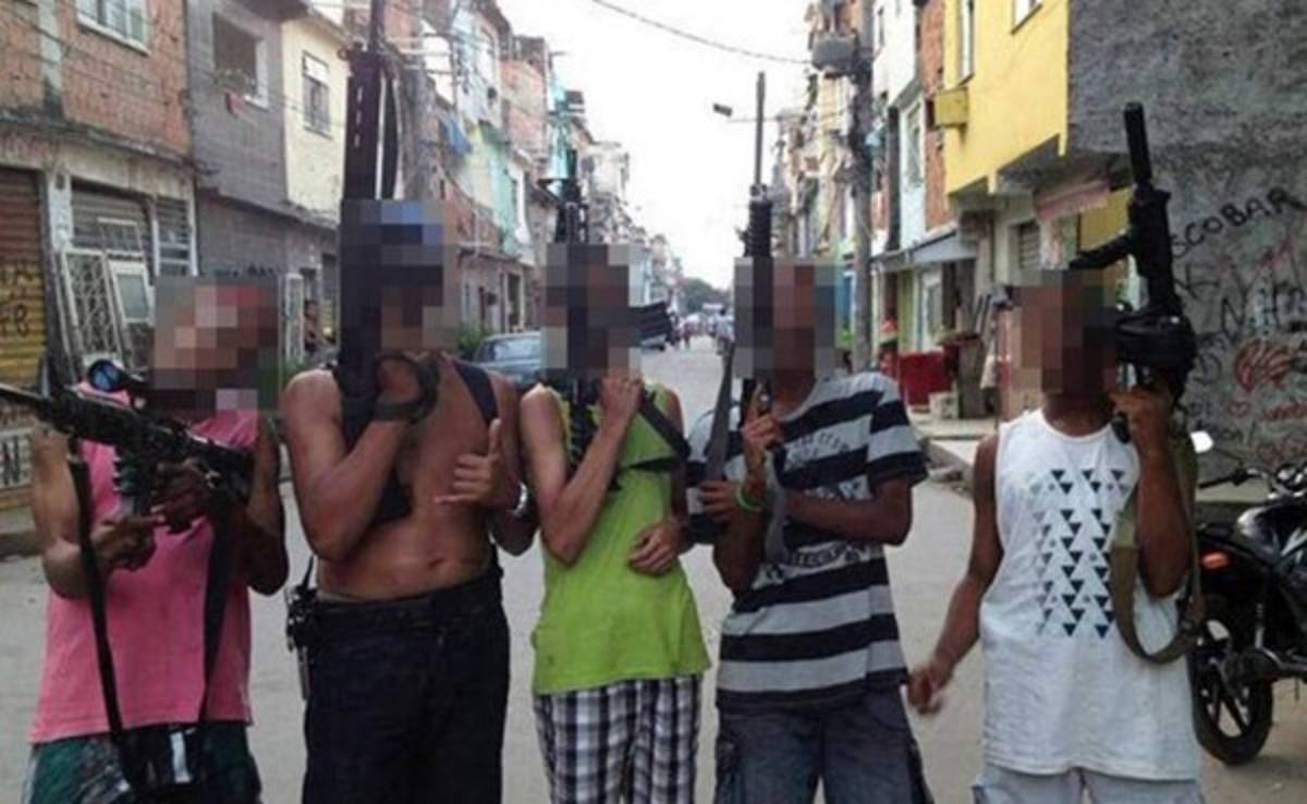 Guerra de pandillas en Río de Janeiro antes de iniciar los Juegos Olímpicos