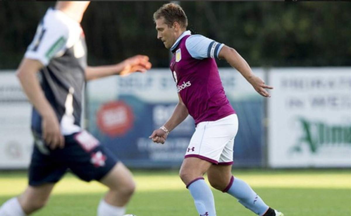 Stiliyan Petrov superó la leucemia y ¡volvió a jugar fútbol!