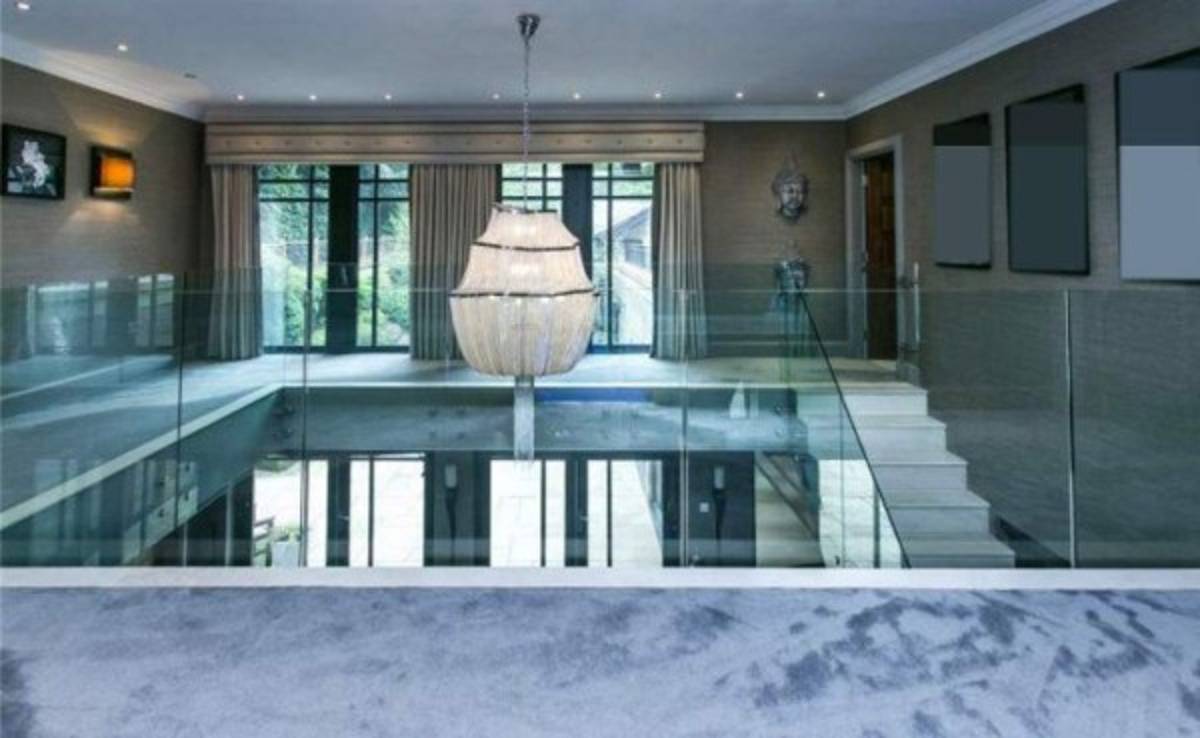 Con cancha de fútbol: La mansión de €4.2 millones de un exjugador del Manchester City