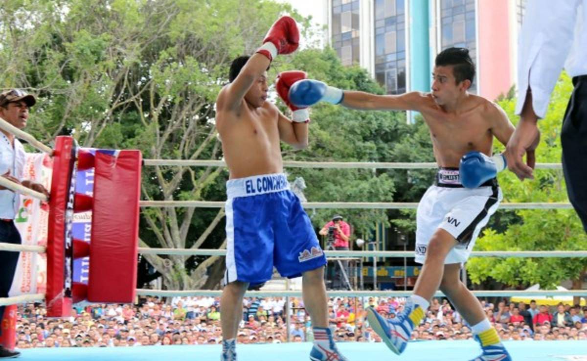 Espectacular ambiente en Tegucigalpa por la pelea del hondureño 'Pupita' Güity