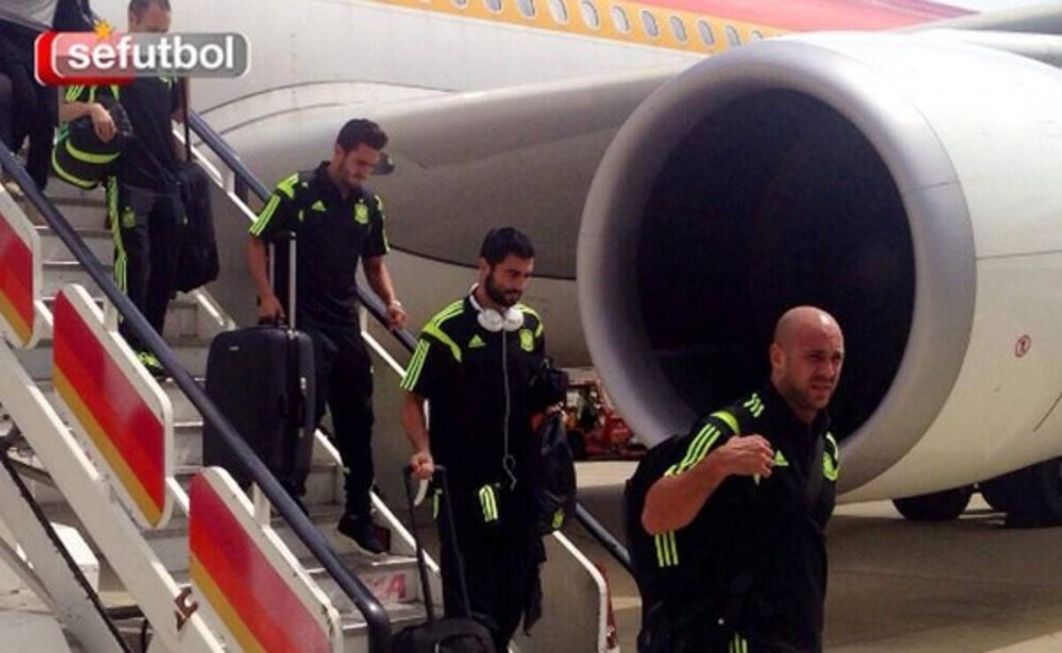 Un rayo impacta en avión que trasladó a la selección de España