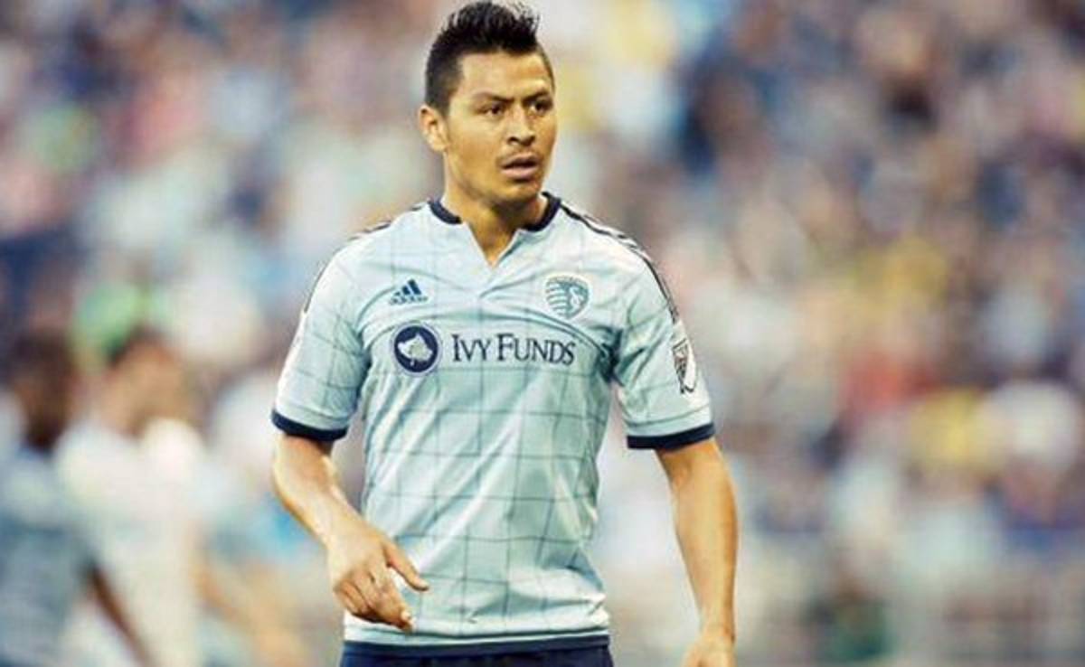 Roger Espinoza sufre fractura y estará 10 semanas fuera