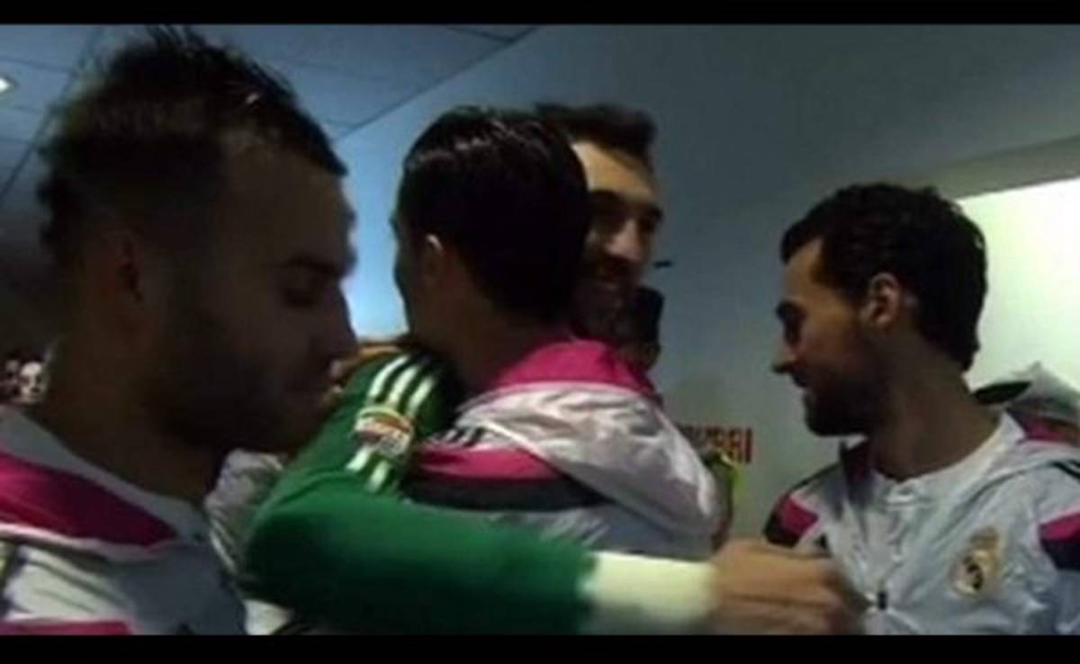 VIDEO: Así fue el reencuentro de Diego López con sus excompañeros