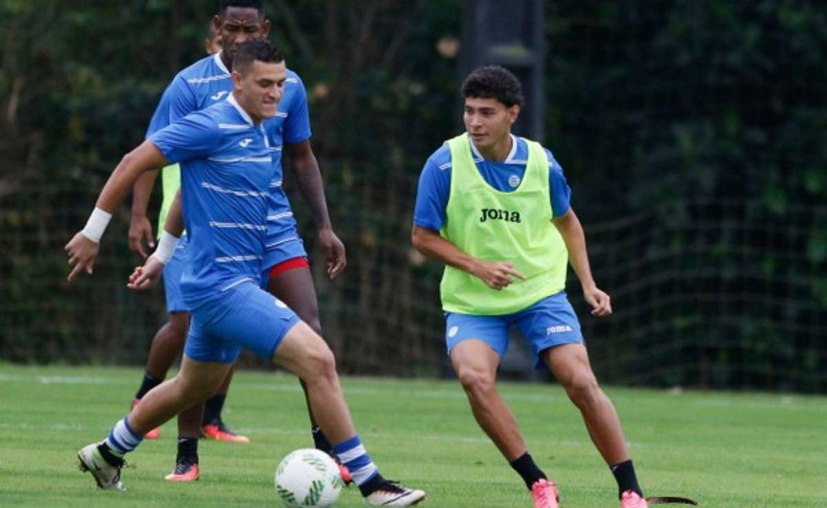 Jhow Benavidez: 'Argelia tiene tres o cuatro jugadores que hacen la diferencia'