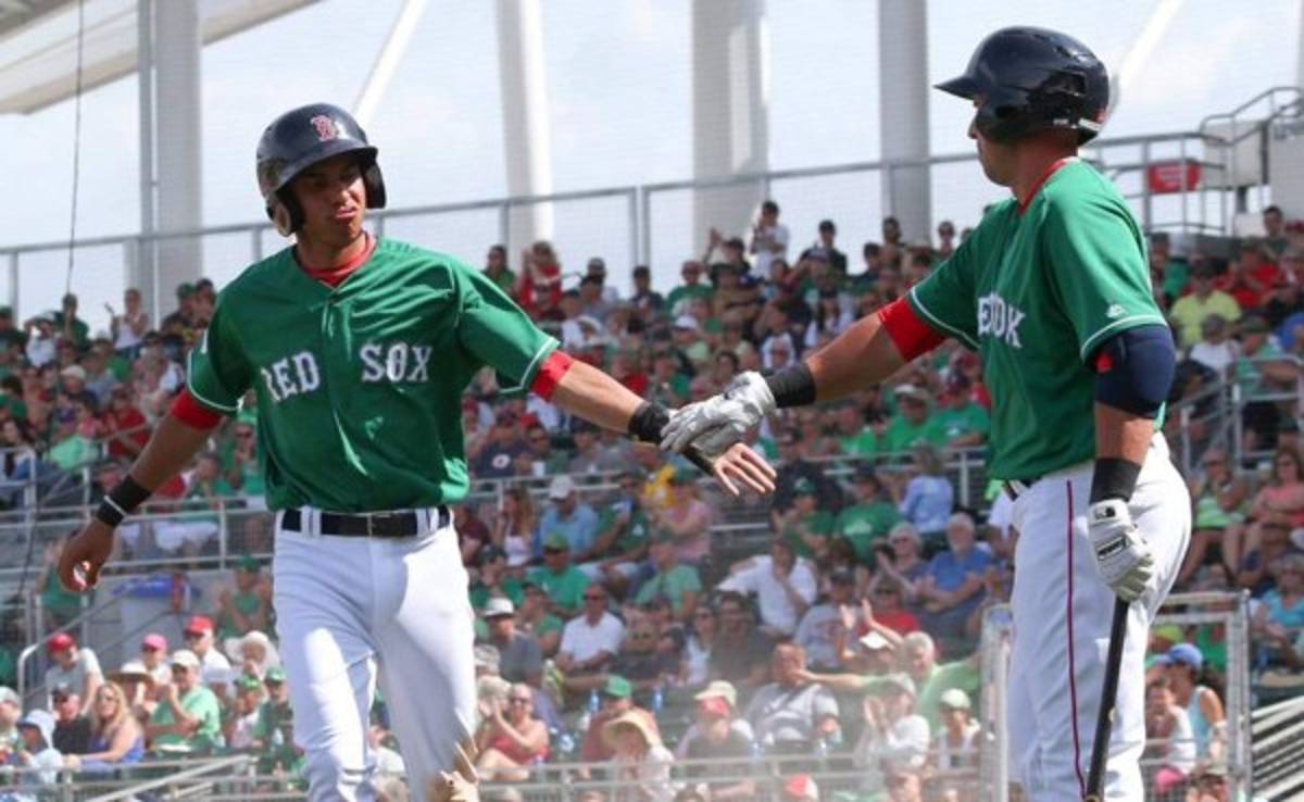 ¡Histórico! Hondureño Mauricio Dubón debutó con los Red Sox de la MLB