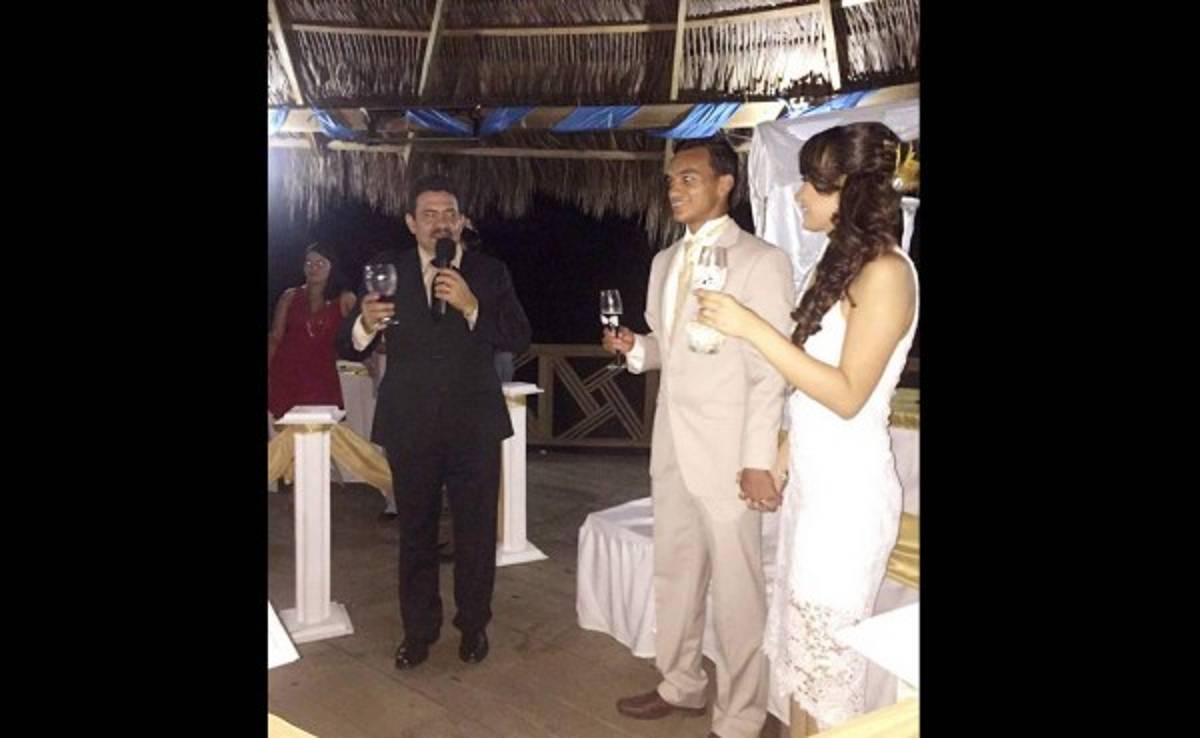 VIDEO: Odis Borjas se casa con la hija del exárbitro Marcio Carranza