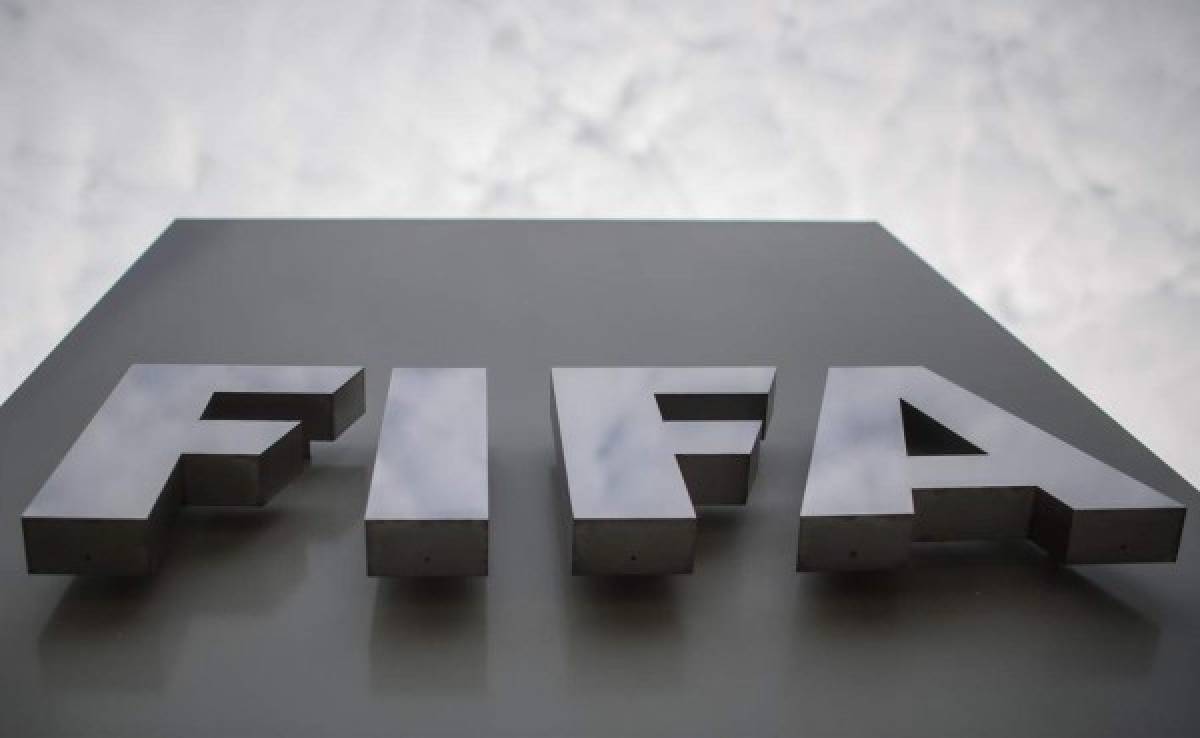 La FIFA suspende provisionalmente a once personas por caso de corrupción