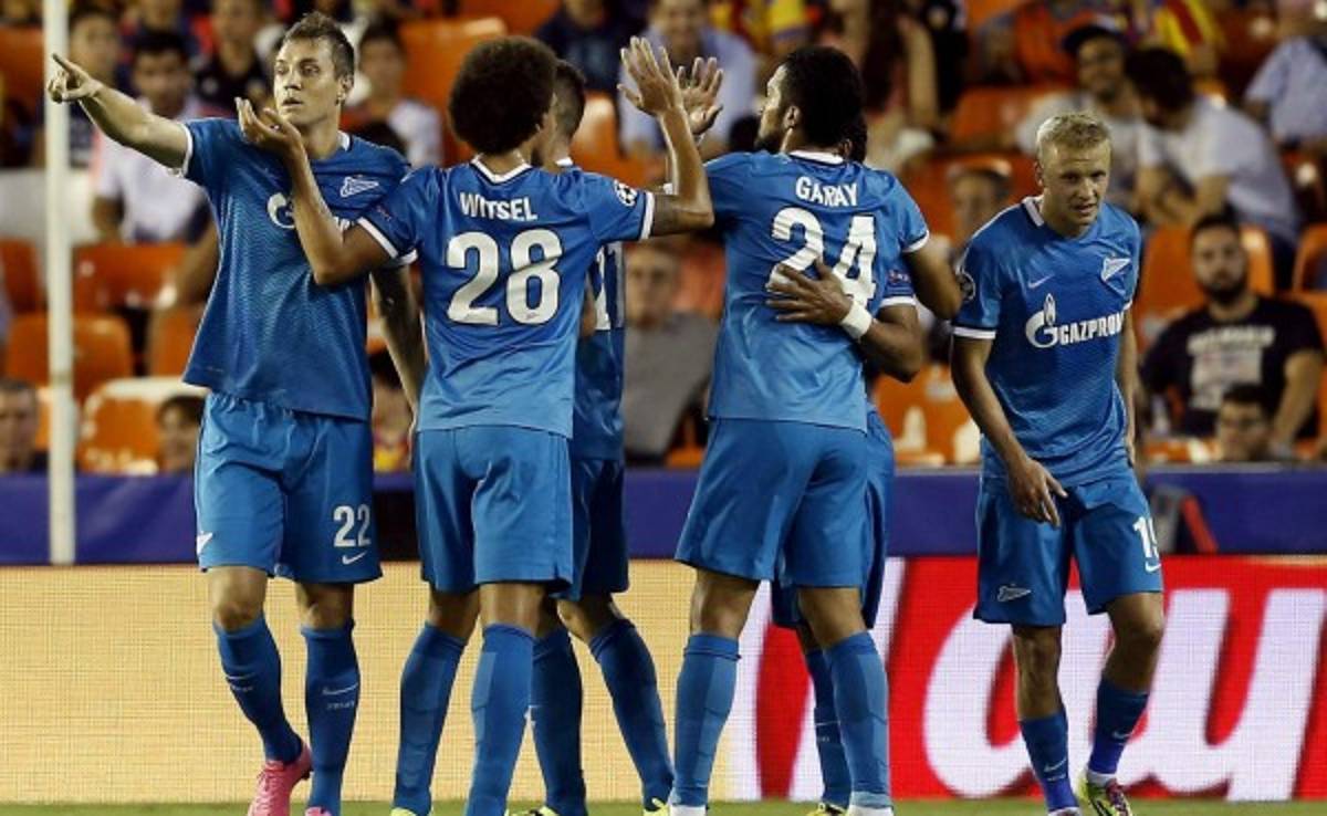 Hulk hizo fuerte al Zenit frente al Valencia en Mestalla