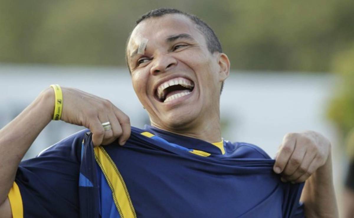 VIDEO: 'Rambo' de León no pierde su calidad haciendo tiros libres