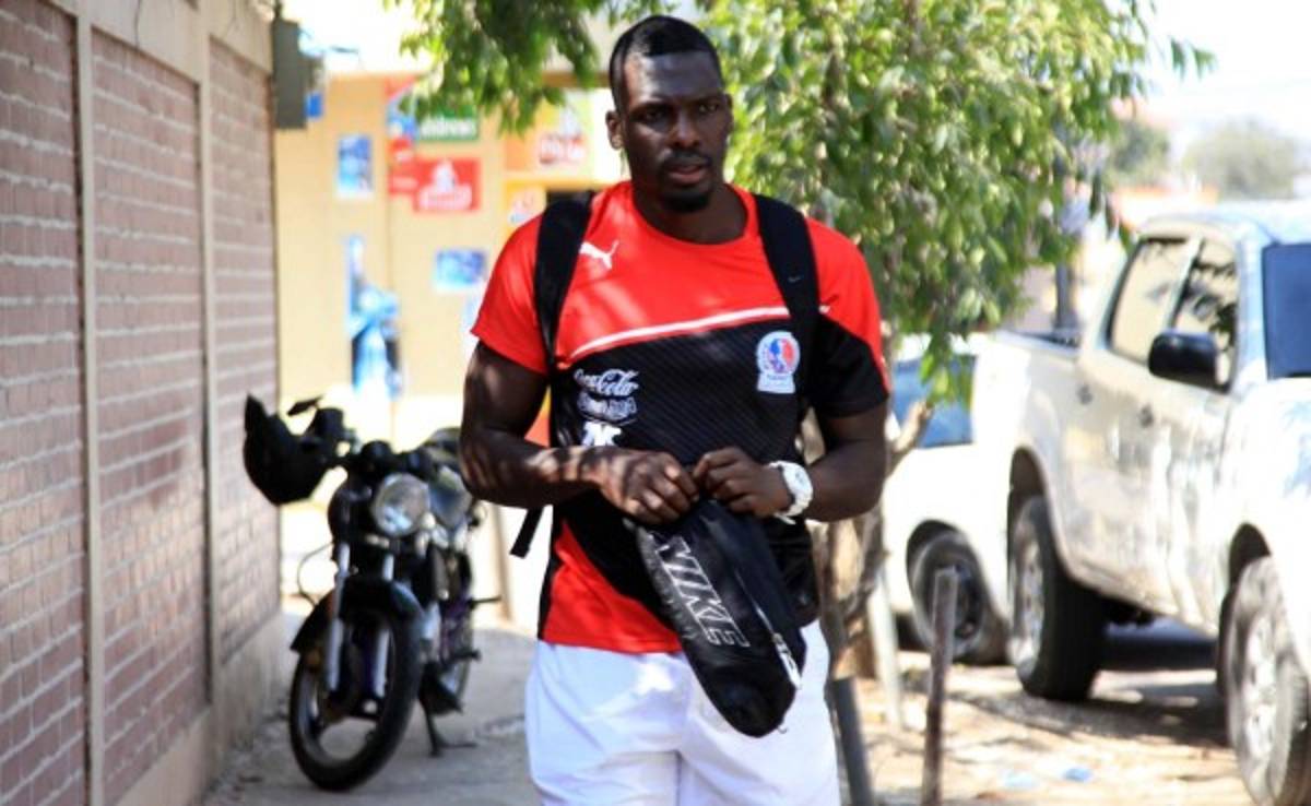 Javier Estupiñán: 'Va llegar la oportunidad de anotar y hay que estar tranquilo'