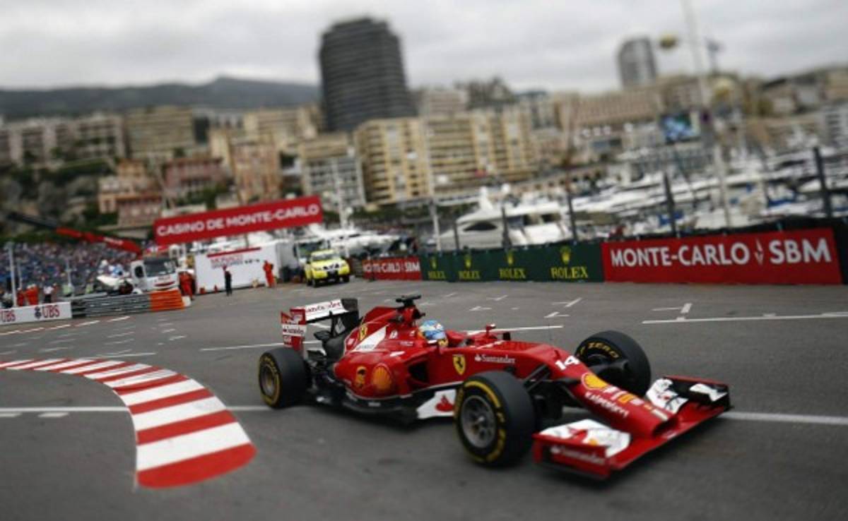 Fernando Alonso es el más rápido en segunda sesión en Mónaco