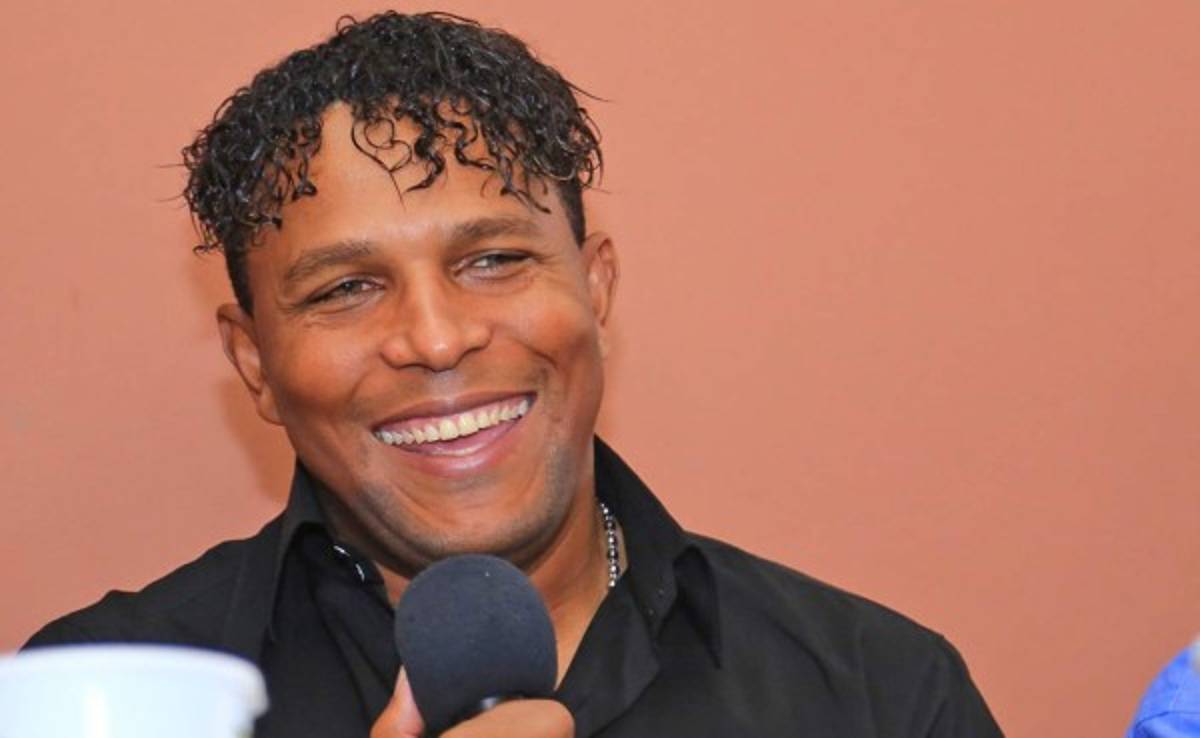 Carlos Pavón quiere ver en su despedida aficionados de todos los equipos