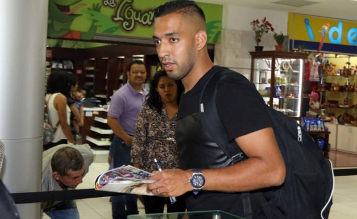 Oficial: Lucas Gómez anuncia que no regresa al Motagua