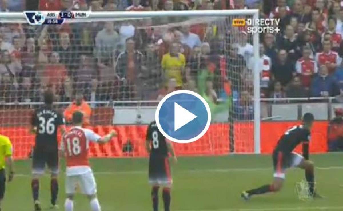 VIDEO: Alexis Sánchez reparte golazos con el Arsenal ante Manchester United
