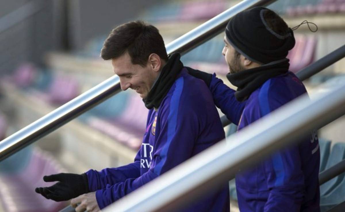 Messi no se entrena por atender problemas personales