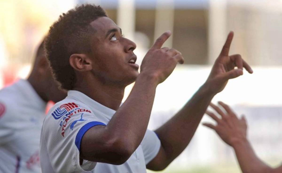 VIDEO: El golazo del 'Choco' Lozano al Parrillas One