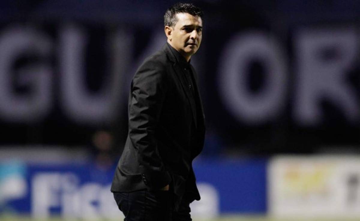 Diego Vázquez: 'El Vida solo llegó dos veces, con uno menos generamos'