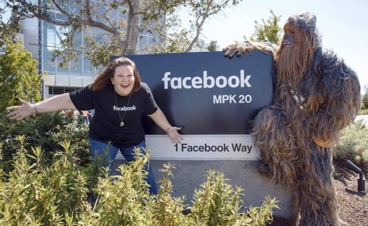 Facebook premia a la denominada 'mamá Chewbacca'