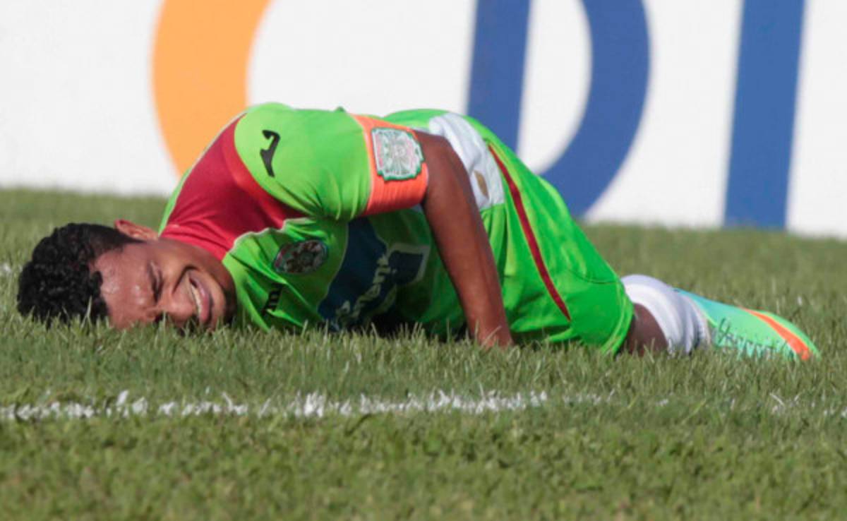 Berríos se rompe los ligamentos y estará seis meses fuera