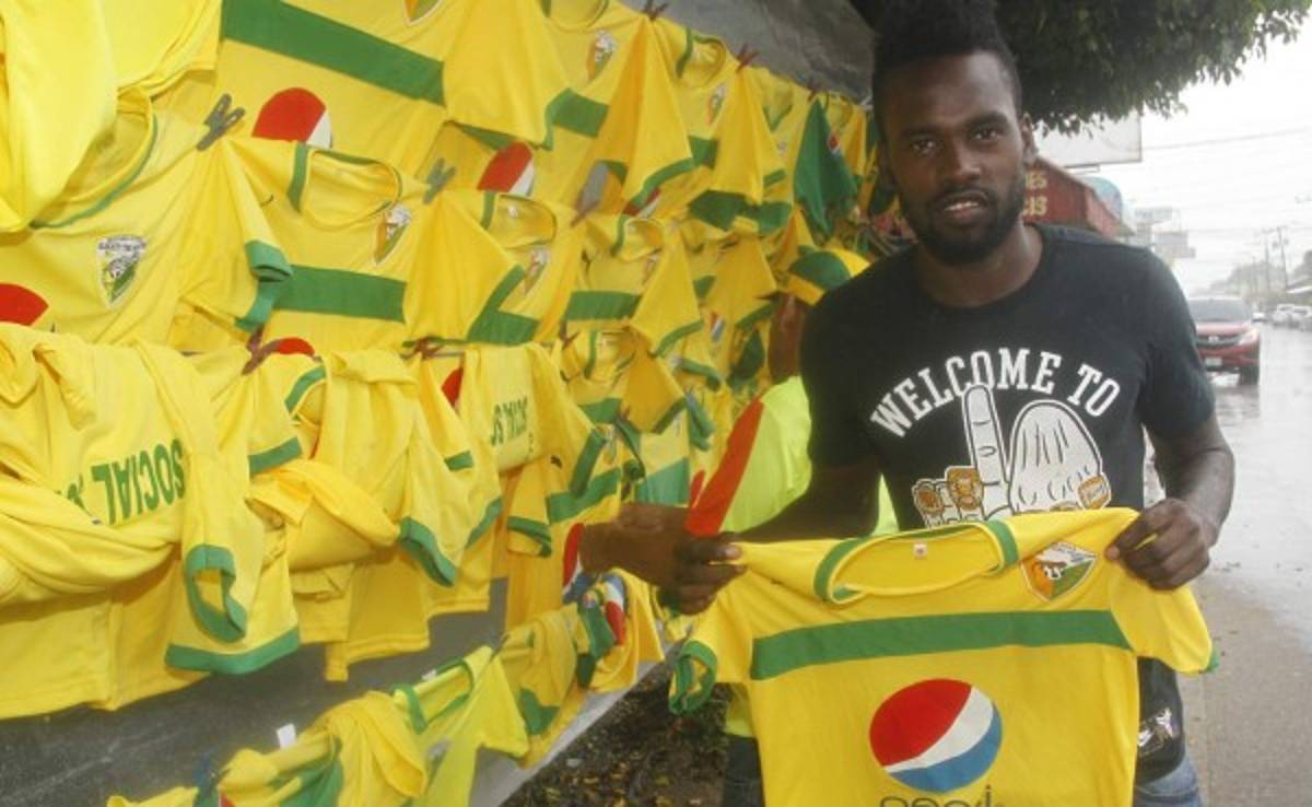 Hermano de Alberth Elis: 'Me molesta que me comparen. Quiero escribir mi propia historia”