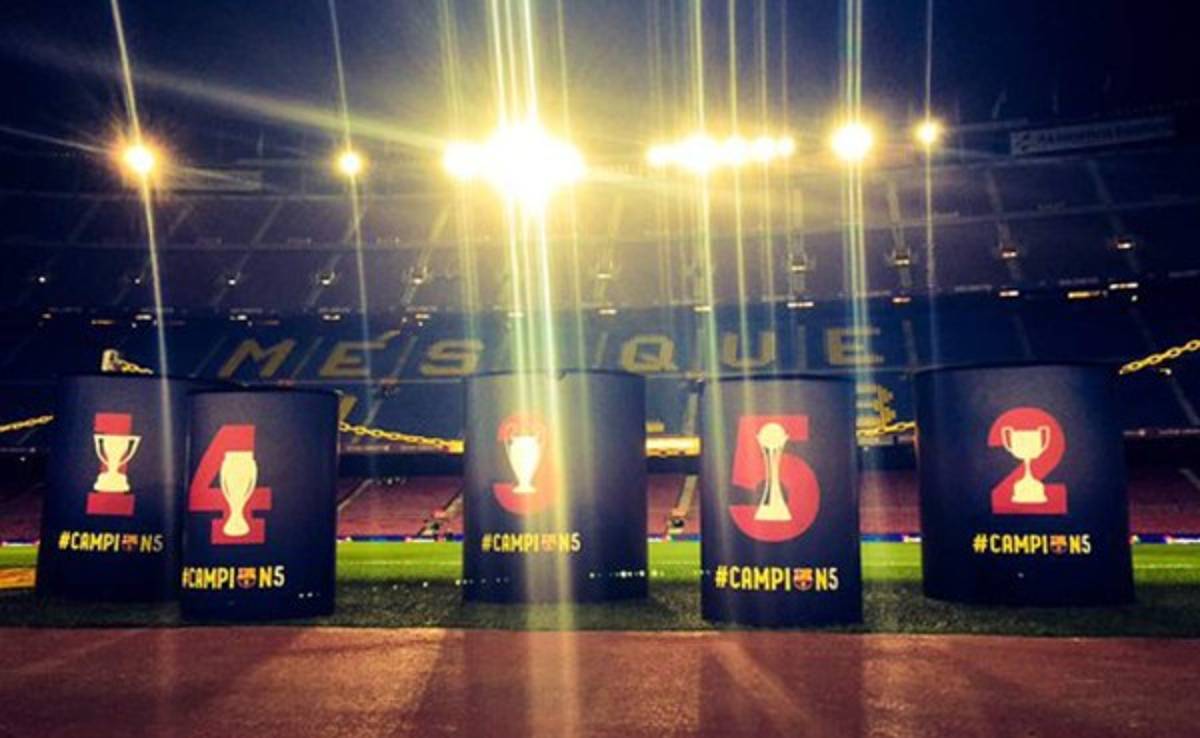 El Camp Nou recibe los cinco títulos que ganó el Barcelona en 2015