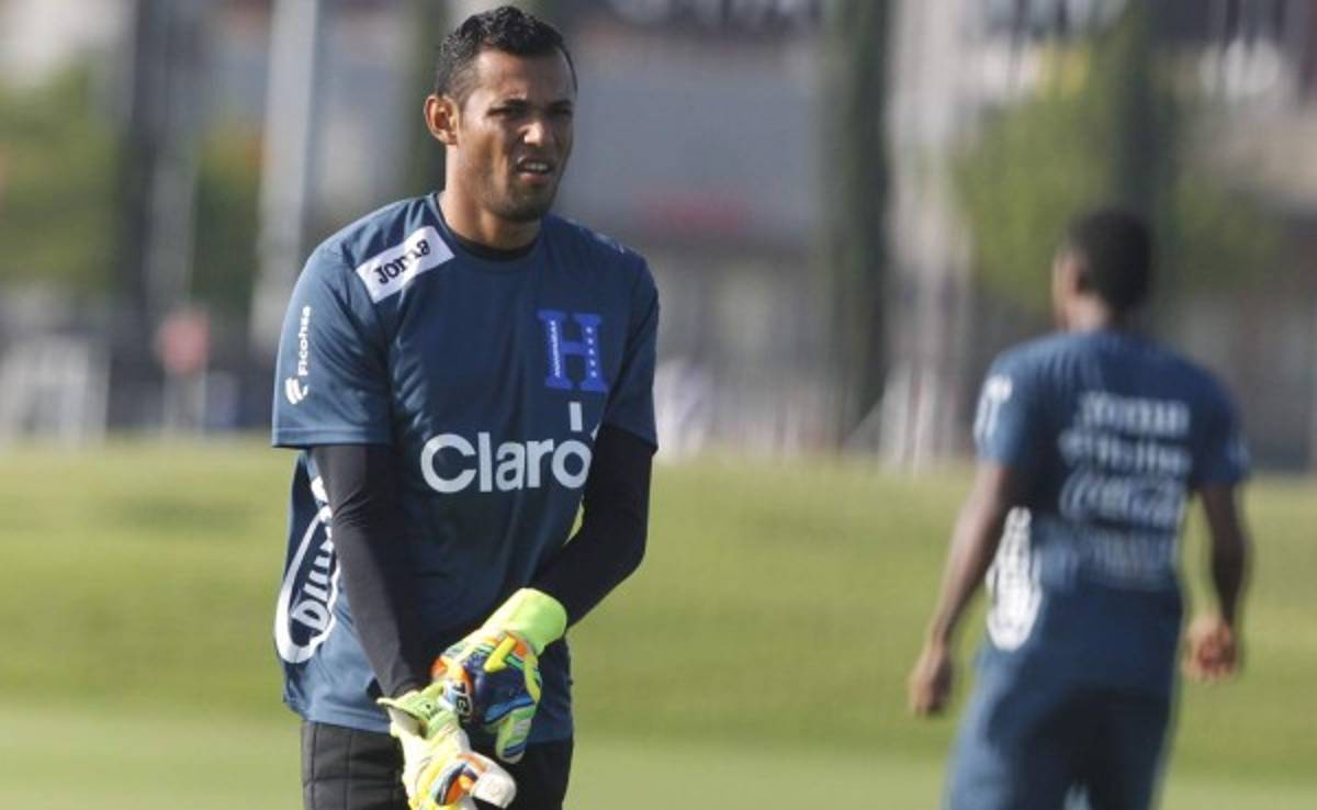 Orlin Vallecillo ya trabaja en Dallas con la selección, Garrido llega hoy