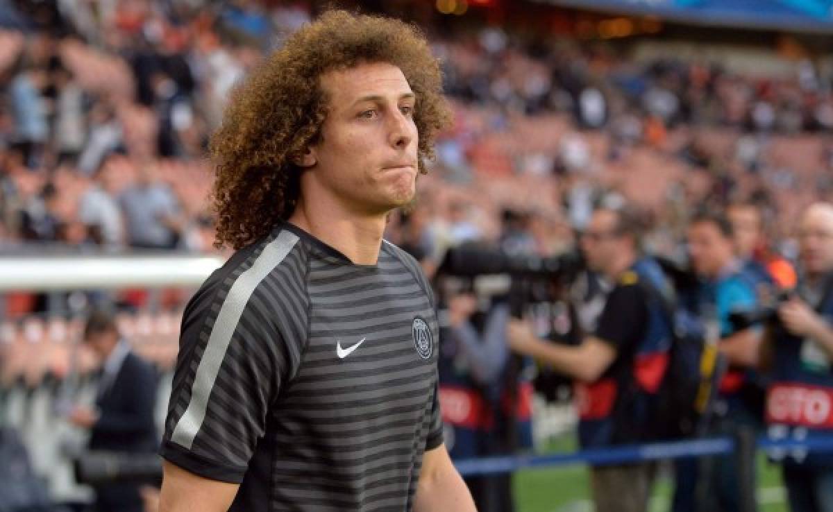 Se defiende fisioterapeuta que recuperó a David Luiz en cinco días